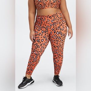 NWOT: Define PowerHold® High-Waisted 7/8 Legging